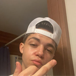 Meet your Posher, Devin